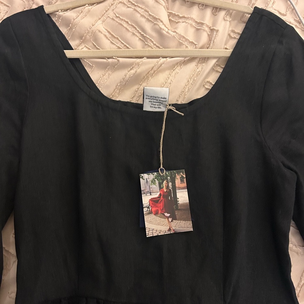 Son de Flor Black Long-Sleeve Midi Dress with Puff Sleeves - Picture 3 of 5